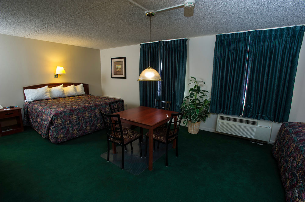 Hotel Super 8 By Wyndham Wichita North Zewnętrze zdjęcie
