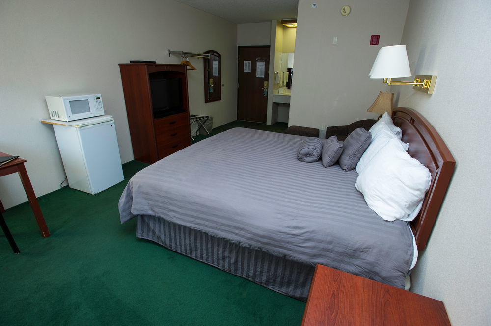 Hotel Super 8 By Wyndham Wichita North Zewnętrze zdjęcie
