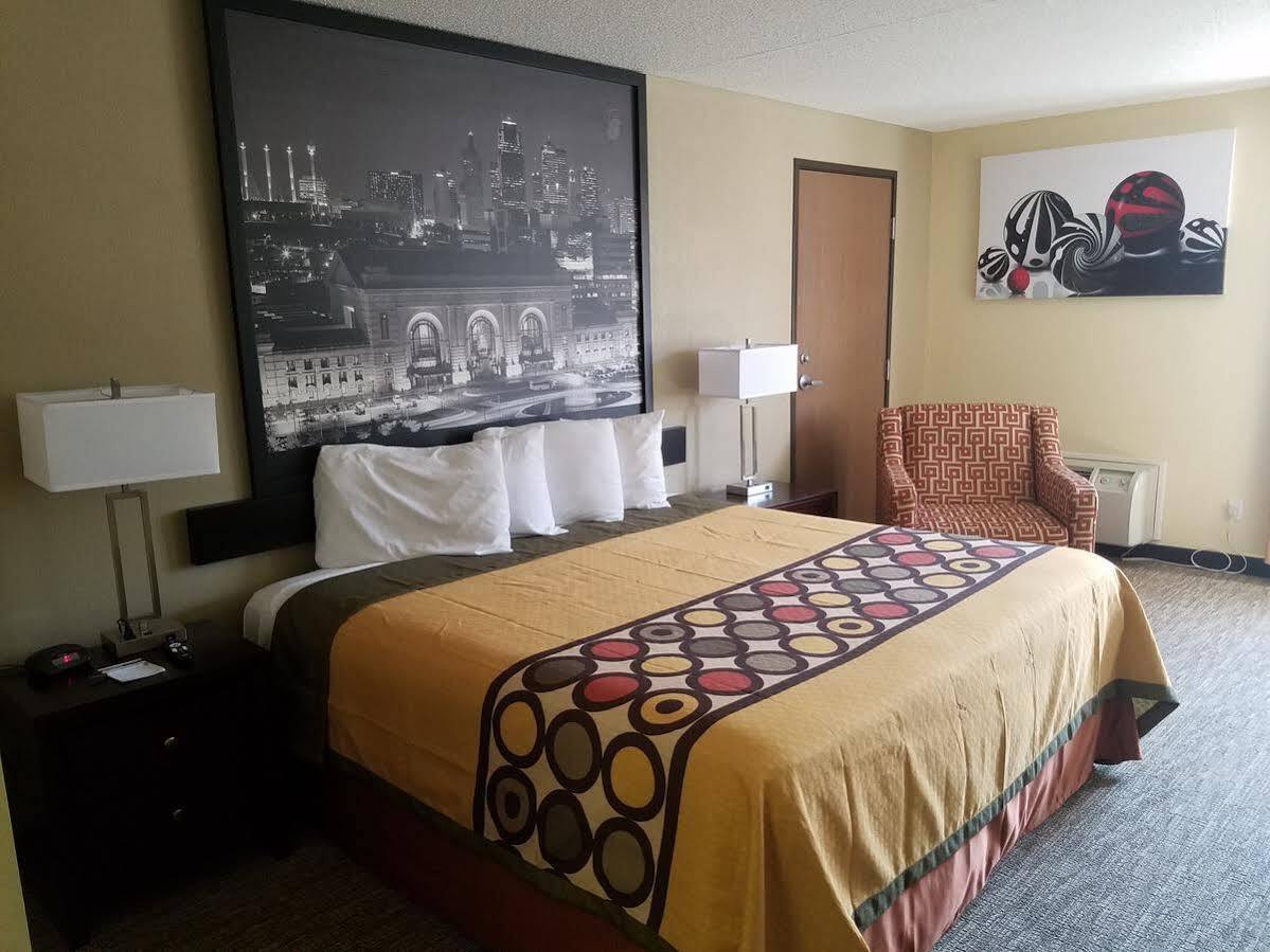Hotel Super 8 By Wyndham Wichita North Zewnętrze zdjęcie